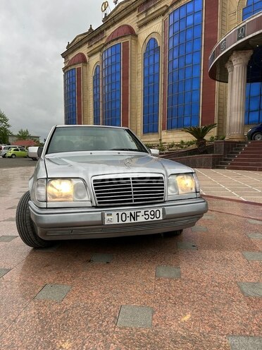 Mercedes E 220 1995, 534,851 km - 2.2 l - Lənkəran