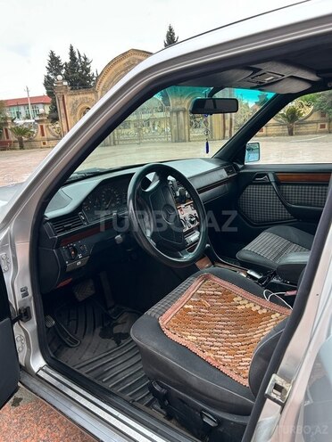 Mercedes E 220 1995, 534,851 km - 2.2 l - Lənkəran