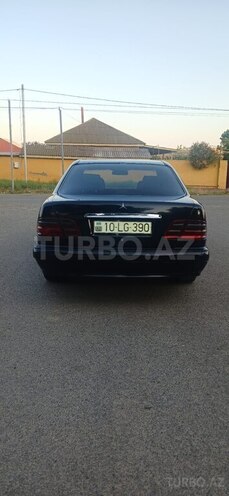 Mercedes E 290 1998, 646,231 km - 2.9 l - Biləsuvar