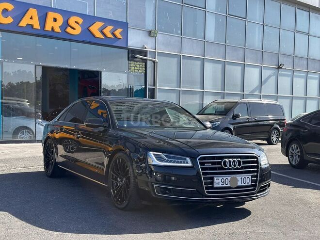 Audi A8-3