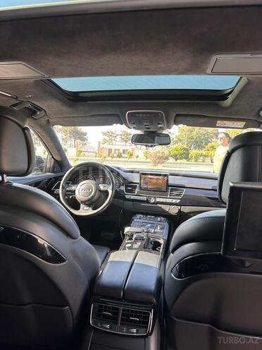 Audi A8-10