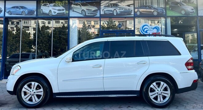 Mercedes GL 450 4MATIC-12