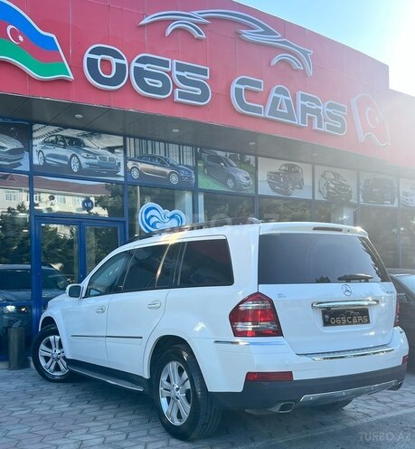 Mercedes GL 450 4MATIC-15