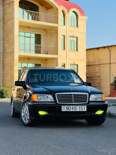 Mercedes C 230 2000, 225,000 km - 2.3 l - İmişli