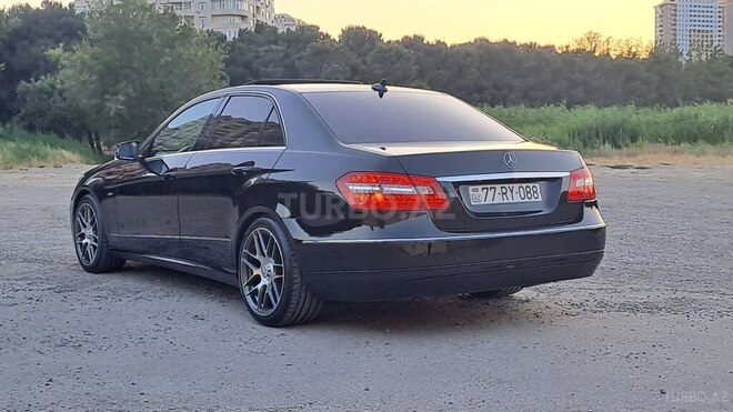 Mercedes E 220 d 2011, 313,000 km - 2.2 l - Bakı