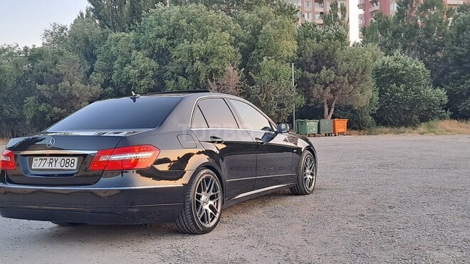 Mercedes E 220 d 2011, 313,000 km - 2.2 l - Bakı