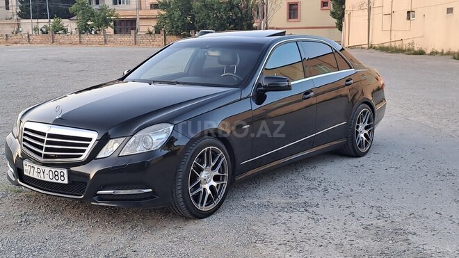 Mercedes E 220 d 2011, 313,000 km - 2.2 l - Bakı