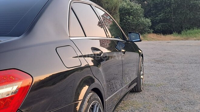 Mercedes E 220 d 2011, 313,000 km - 2.2 l - Bakı