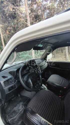 Mitsubishi Pajero io 2000, 294,000 km - 2.0 l - Bakı