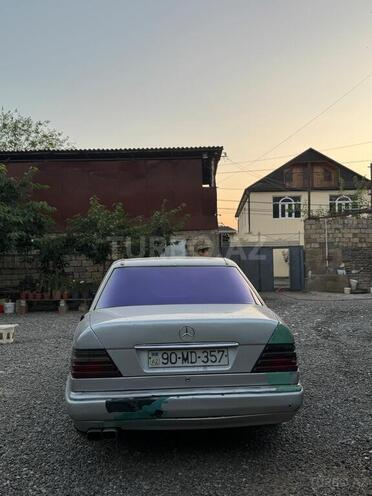 Mercedes E 220 1993, 610,172 km - 2.2 l - Cəlilabad