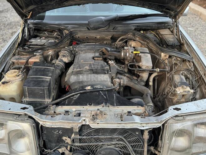 Mercedes E 220 1993, 610,172 km - 2.2 l - Cəlilabad