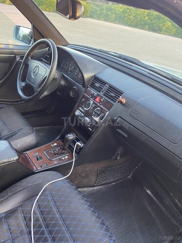 Mercedes C 220 d 1999, 599,000 km - 2.2 l - Bakı