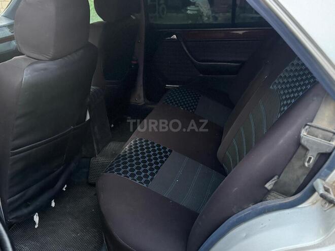 Mercedes E 220 1993, 610,172 km - 2.2 l - Cəlilabad