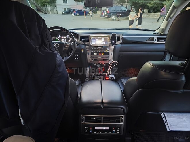 Lexus LX 570 2014, 129,000 km - 5.7 l - Bakı