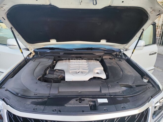 Lexus LX 570 2014, 129,000 km - 5.7 l - Bakı