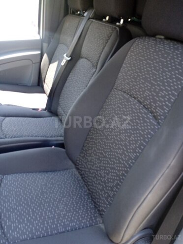 Mercedes Vito 115-6