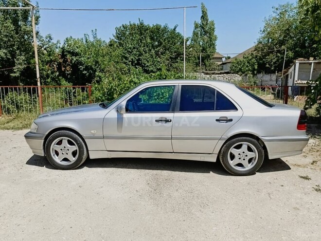 Mercedes C 220 1999, 336,429 km - 2.2 л - Şirvan