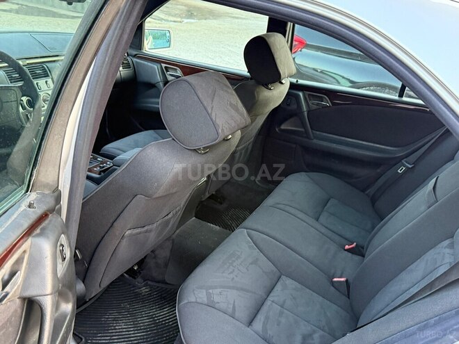 Mercedes E 200 1996, 379,916 km - 2.0 l - Bərdə