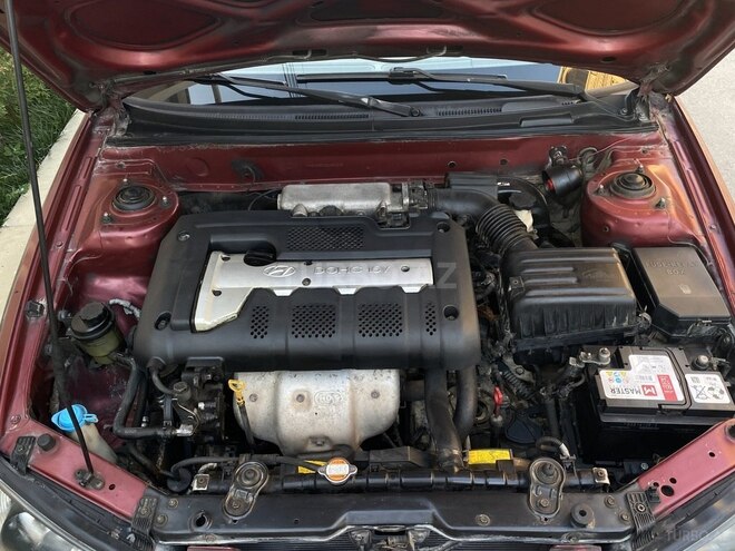 Hyundai Elantra 2002, 215,982 km - 2.0 l - Bakı
