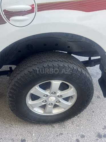 Mitsubishi L200 2011, 324,000 km - 2.5 l - Bakı
