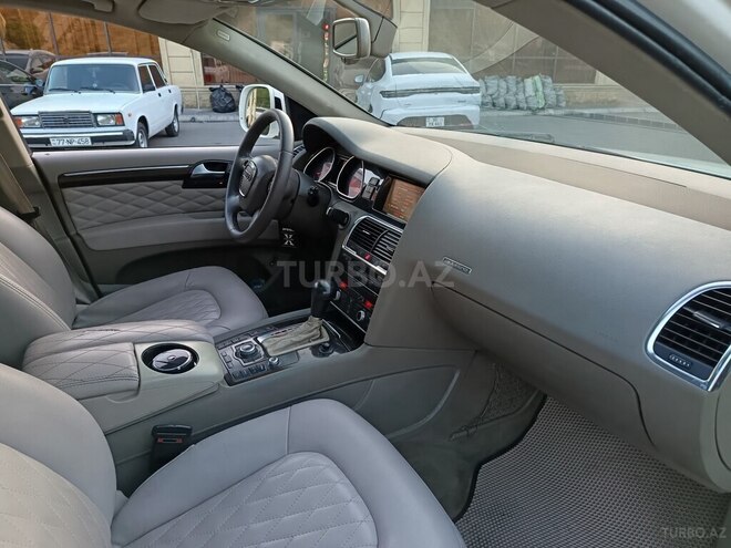 Audi Q7 2006, 258,000 km - 4.2 l - Bakı