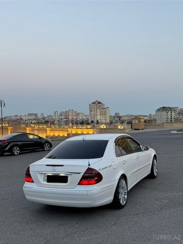 Mercedes E 220 d 2004, 354,000 km - 2.2 l - Bakı