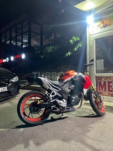 Jiangmen  2023, 49,000 km - 0.3 l - Bakı