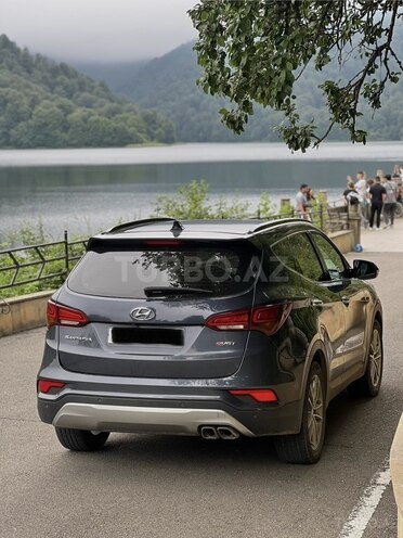 Hyundai Santa Fe-11