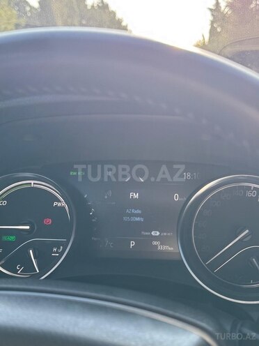 Toyota Camry 2022, 33,311 km - 2.5 l - Bakı