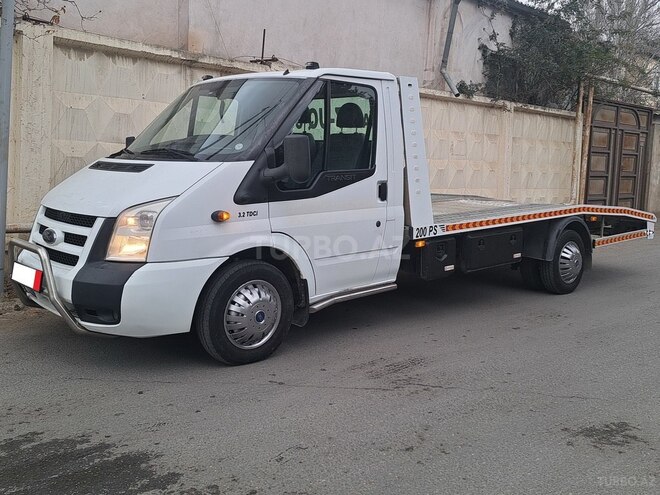 Ford Transit-18