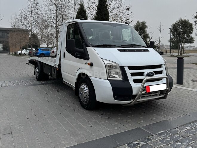 Ford Transit-1