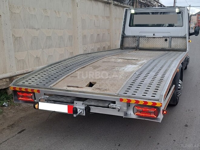 Ford Transit-19
