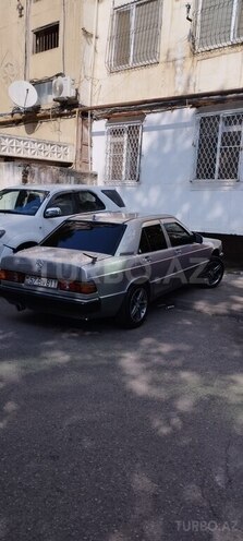 Mercedes 190 1991, 296,374 km - 1.8 l - Gəncə