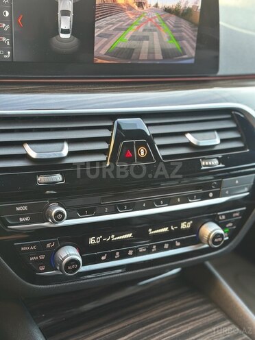 BMW 520 2017, 98,000 km - 2.0 l - Gəncə