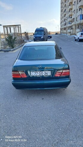 Mercedes E 200 2000, 420,700 km - 2.0 l - Bakı