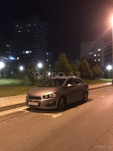 Chevrolet Aveo-11