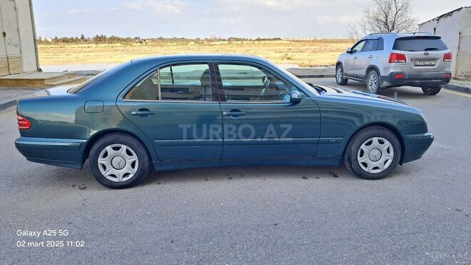 Mercedes E 200 2000, 420,700 km - 2.0 l - Bakı