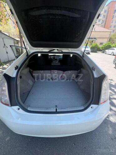 Toyota Prius 2014, 272,000 km - 1.8 l - Mingəçevir