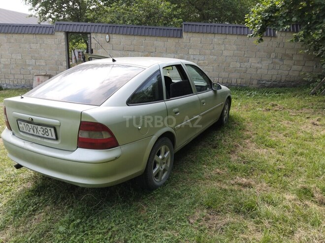 Opel Vectra 1996, 342,000 km - 2.0 l - Qəbələ