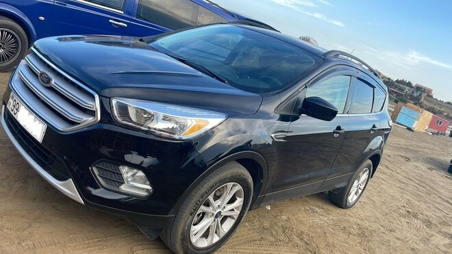 Ford Escape 2018, 134,000 km - 1.5 l - Bakı