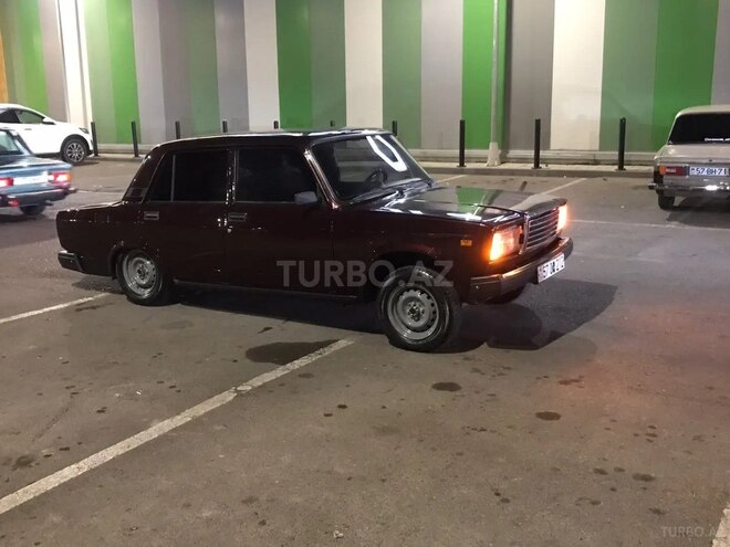 LADA (VAZ) 2107-4