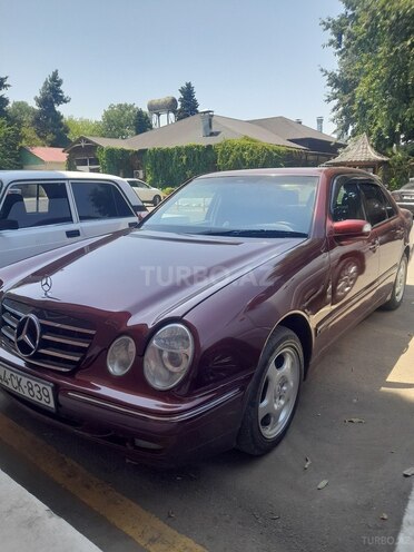 Mercedes E 220 d 2000, 49,444 km - 2.2 l - Masallı