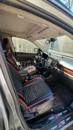 Mitsubishi Outlander 2013, 192,000 km - 2.4 l - Bakı