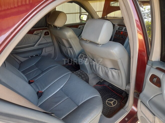 Mercedes E 220 d 2000, 49,444 km - 2.2 l - Masallı