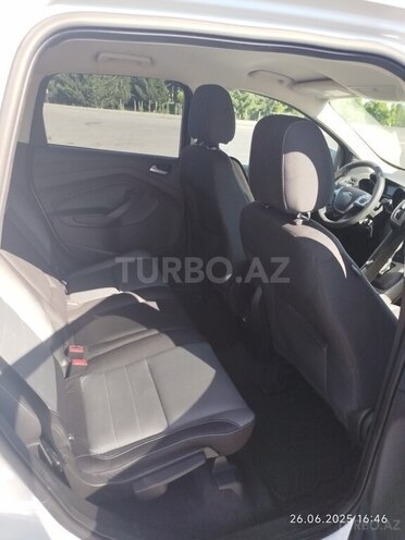 Ford Escape 2015, 196,700 km - 1.6 l - Qax