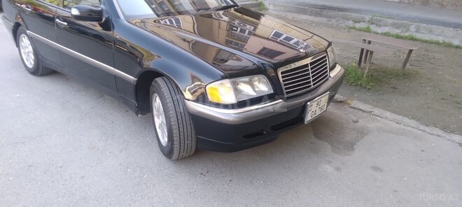 Mercedes C 230 1998, 388,000 km - 2.3 l - Sumqayıt