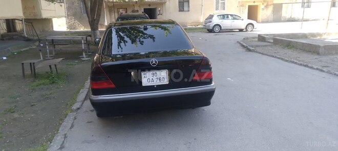 Mercedes C 230 1998, 388,000 km - 2.3 l - Sumqayıt