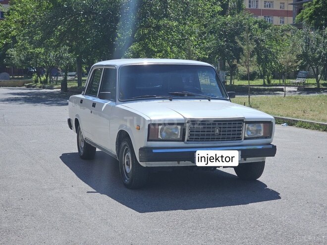 LADA (VAZ) 2107 2005, 33,000 km - 1.6 l - Qusar