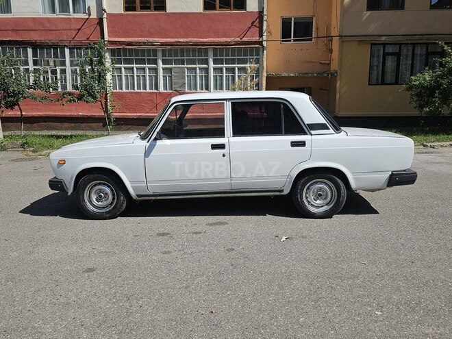 LADA (VAZ) 2107 2005, 33,000 km - 1.6 l - Qusar