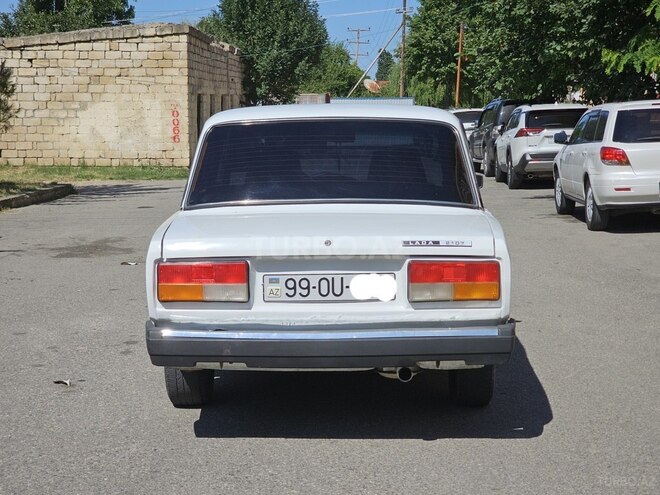 LADA (VAZ) 2107 2005, 33,000 km - 1.6 l - Qusar